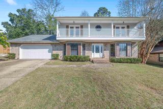 9812 Bridgewood Ln, Pensacola, FL 32514