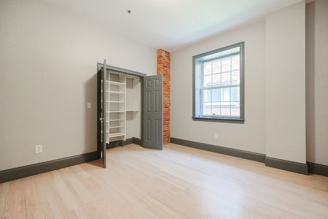 515 Centre 2, Newton, MA 02459