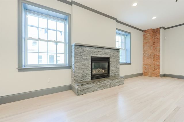 515 Centre 2, Newton, MA 02459