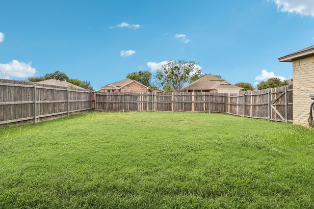 317 Westgate Drive, Aledo, TX 76008
