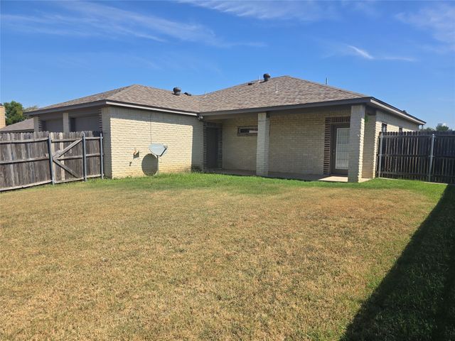 317 Westgate Drive, Aledo, TX 76008