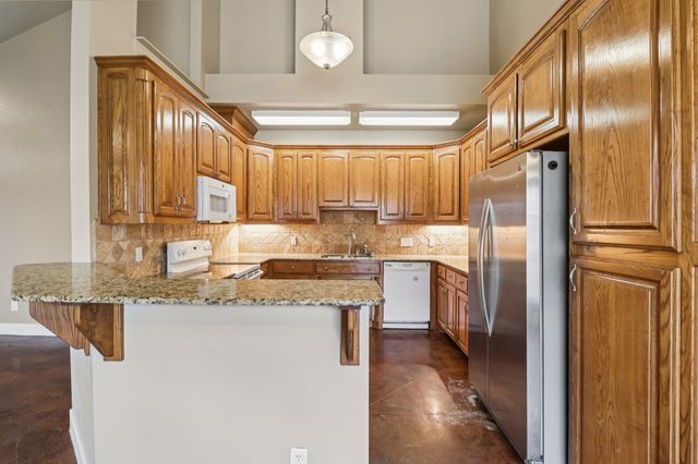 317 Westgate Drive, Aledo, TX 76008