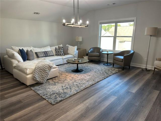2212 Swansea Way, Smyrna, GA 30080