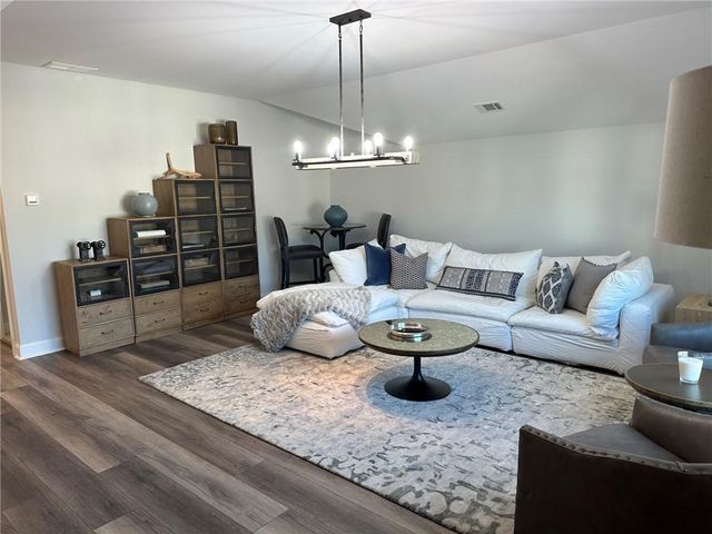 2212 Swansea Way, Smyrna, GA 30080