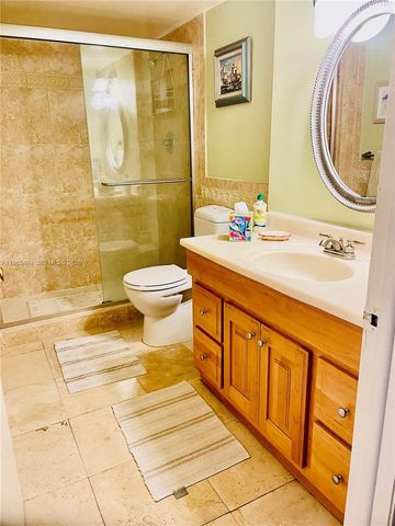 2555 Collins Ave 2006, Miami Beach, FL 33140