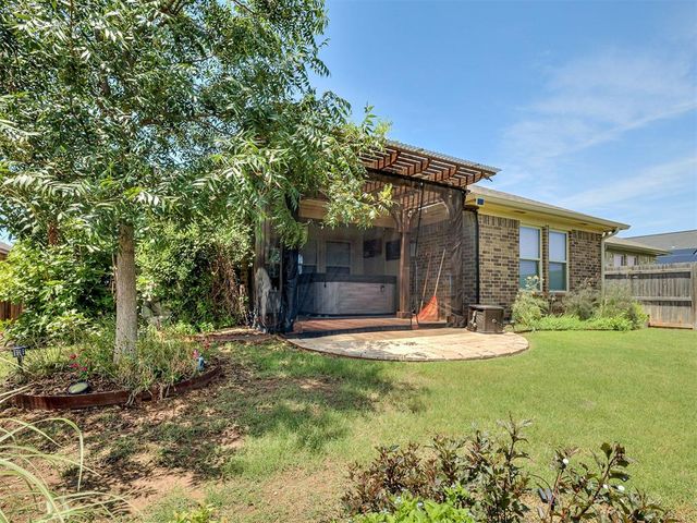 3005 Montane Drive, Norman, OK 73069