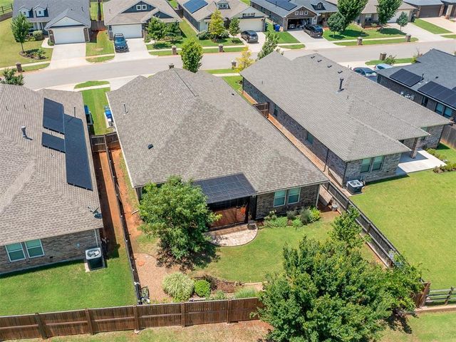 3005 Montane Drive, Norman, OK 73069
