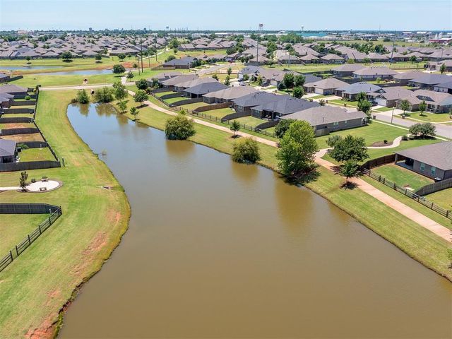 3005 Montane Drive, Norman, OK 73069