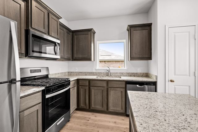 320 Julian Davis Drive, Venus, TX 76084