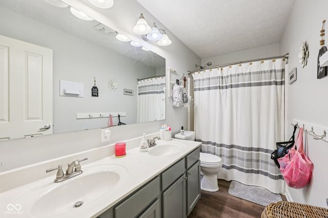 3831 Ayers Lane, Carmel, IN 46033