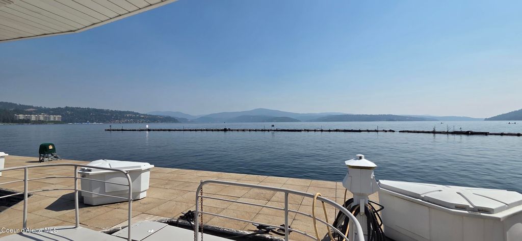 1100 E Lakeshore DR E11, Coeur d'Alene, ID 83814 photo 4
