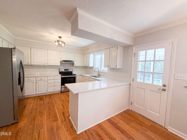 6909 Branton Drive, Cary, NC 27519