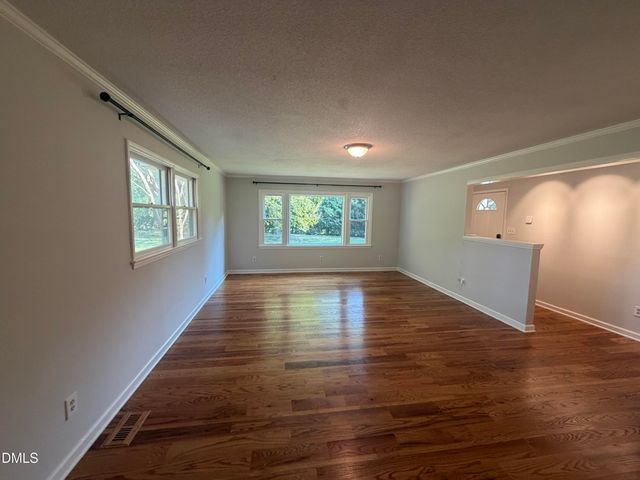 6909 Branton Drive, Cary, NC 27519