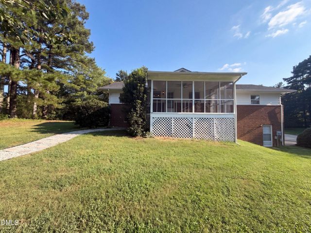 6909 Branton Drive, Cary, NC 27519
