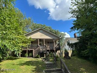 126 E Columbia Ave, Knoxville, TN 37917