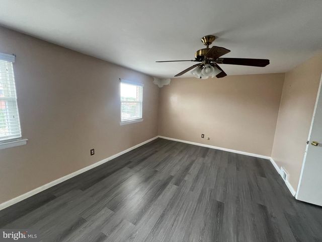 12610 RICHTON ROAD, Philadelphia, PA 19154