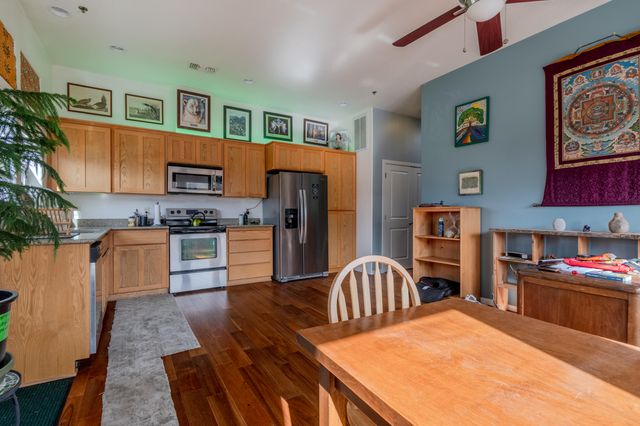 479 Russell Street 202, Ashland, OR 97520