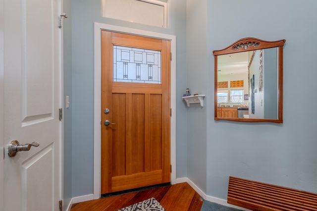 479 Russell Street 202, Ashland, OR 97520