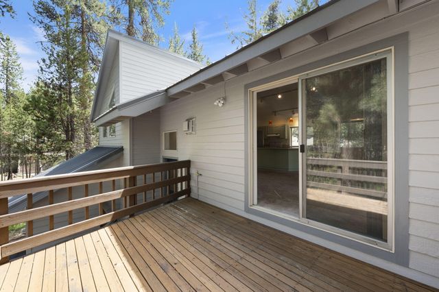 55681 Wagon Master Way, Bend, OR 97707