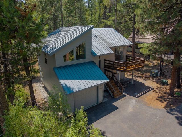 55681 Wagon Master Way, Bend, OR 97707