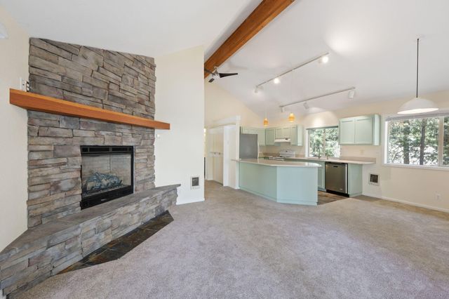 55681 Wagon Master Way, Bend, OR 97707