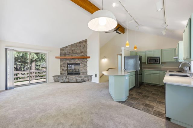 55681 Wagon Master Way, Bend, OR 97707