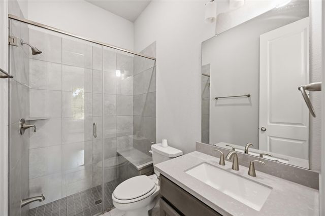 11823 Creekside Shore Circle, Cypress, TX 77433