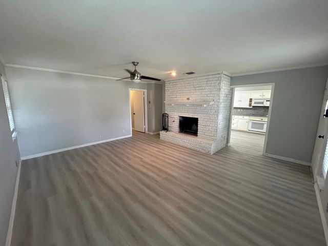 1735 14th Street, Plano, TX 75074