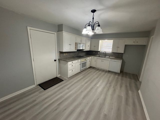 1735 14th Street, Plano, TX 75074