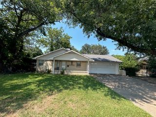 1735 14th Street, Plano, TX 75074