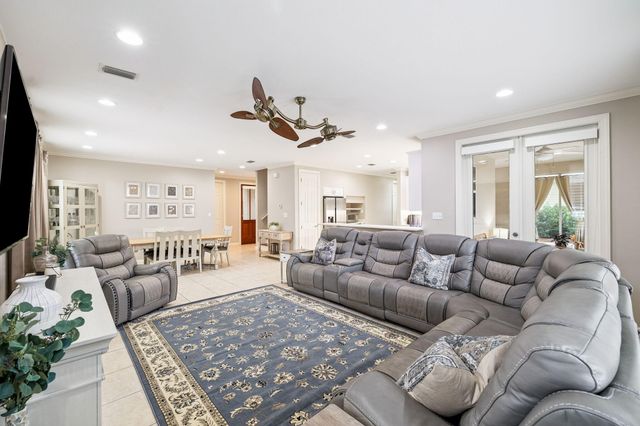 2031 Pine Island Circle, Miramar Beach, FL 32550
