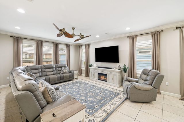 2031 Pine Island Circle, Miramar Beach, FL 32550