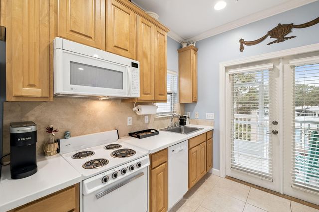 2031 Pine Island Circle, Miramar Beach, FL 32550