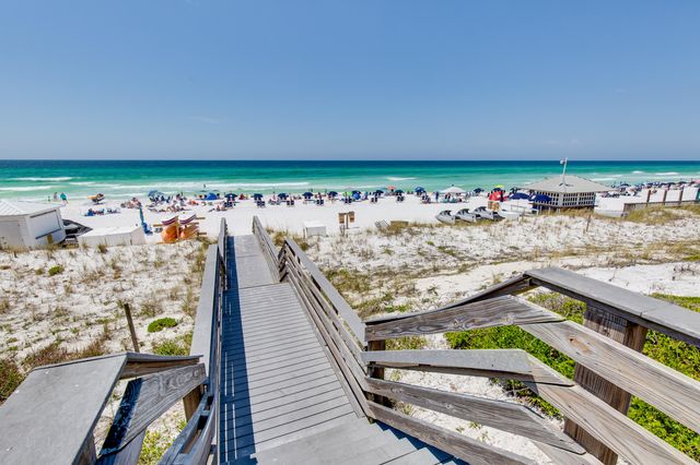 2031 Pine Island Circle, Miramar Beach, FL 32550