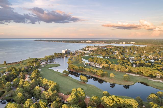 2031 Pine Island Circle, Miramar Beach, FL 32550