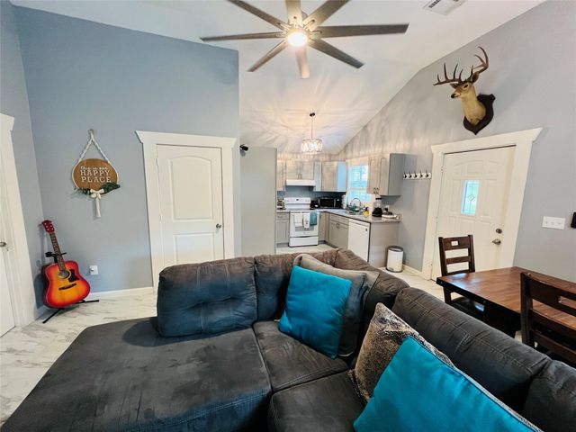 110 Andrea Road, Livingston, TX 77351