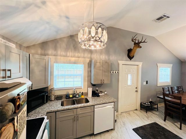 110 Andrea Road, Livingston, TX 77351