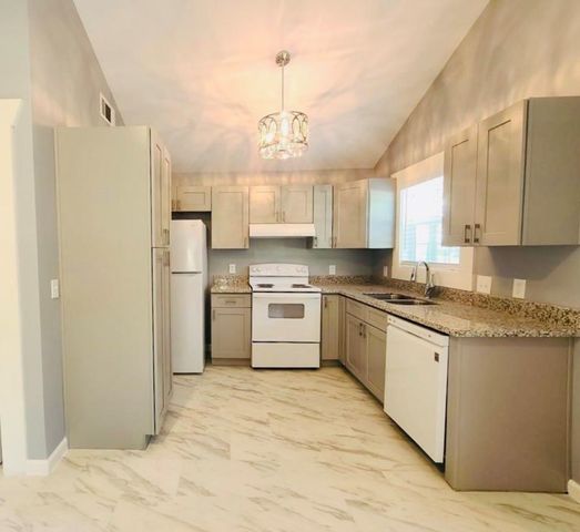 110 Andrea Road, Livingston, TX 77351