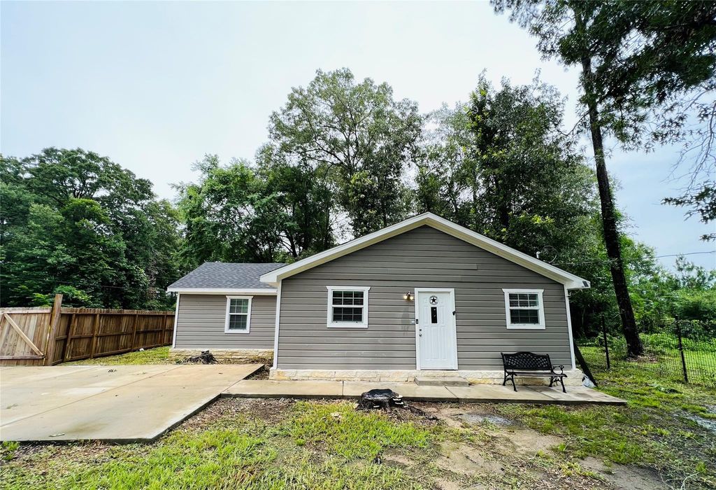 110 Andrea Road, Livingston, TX 77351