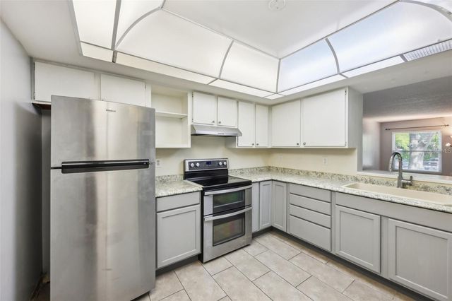 610 CRANES WAY 207, Altamonte Springs, FL 32701