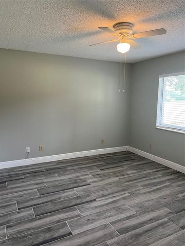 14810 PAR CLUB CIRCLE, Tampa, FL 33618