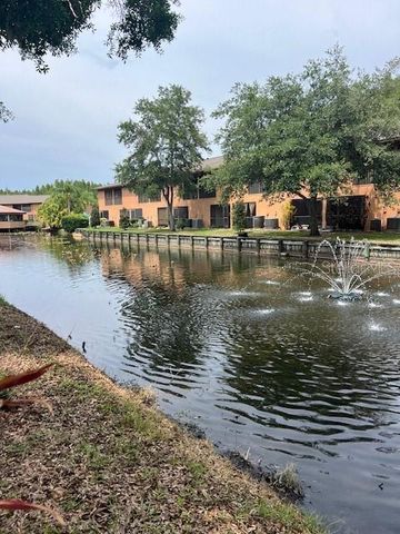 14810 PAR CLUB CIRCLE, Tampa, FL 33618