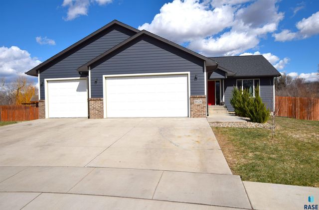 1028 N Mable Cir Circle, Sioux Falls, SD 57103
