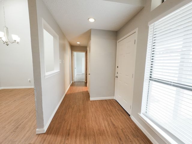 820 Via Madonna, Mesquite, TX 75150