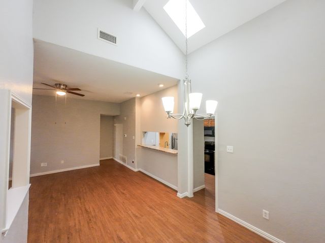 820 Via Madonna, Mesquite, TX 75150