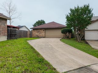 820 Via Madonna, Mesquite, TX 75150
