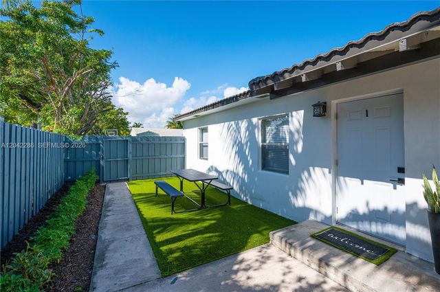 1236 NE 16 Avenue, Fort Lauderdale, FL 33304