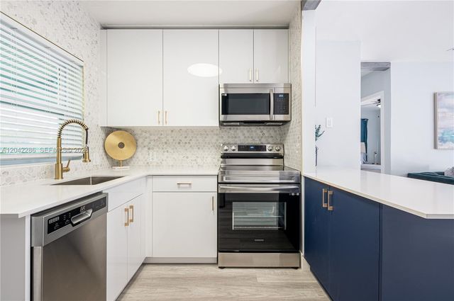 1236 NE 16 Avenue, Fort Lauderdale, FL 33304