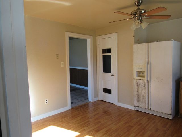 636 W Washington Street, Marshfield, MO 65706