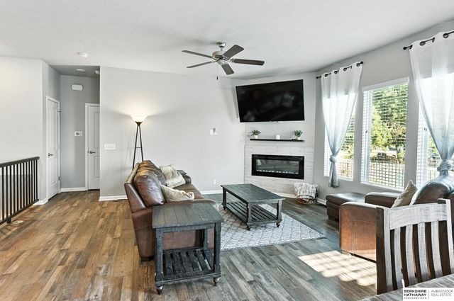 14812 Leeman Street, Bennington, NE 68007